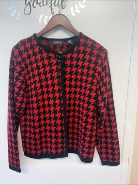 Red and Black houndstooth Crewneck Cardigan Sweater